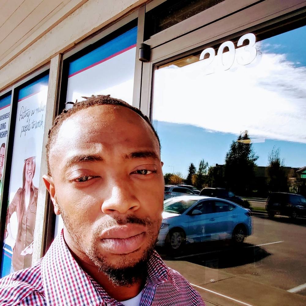 Meet your Posher, Paris